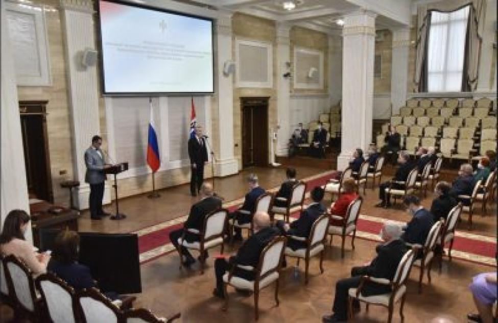 Губернатор поздравил новосибирцев со стартом Года науки и технологий