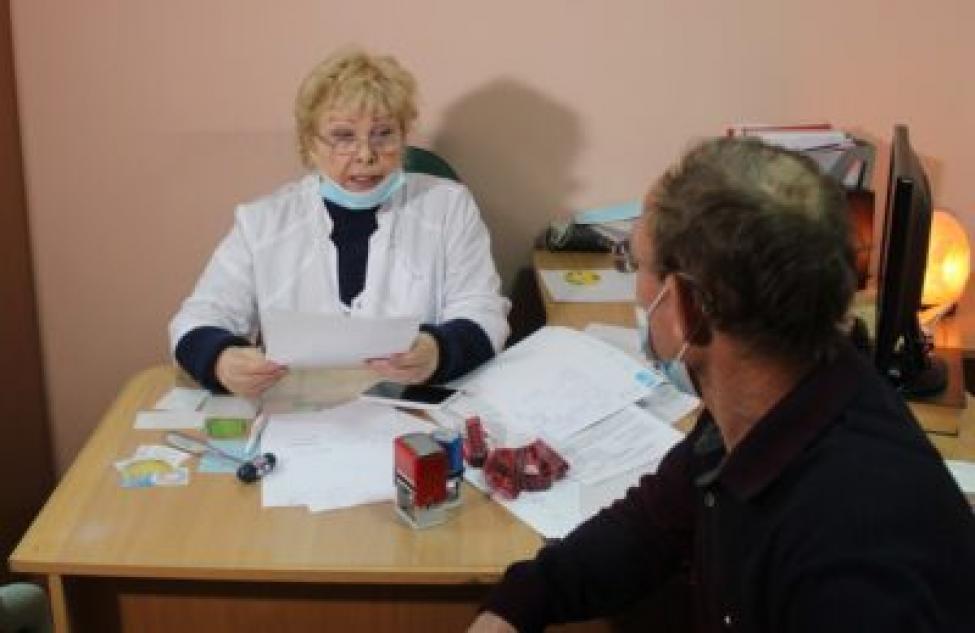 Новосибирские медики обследовали детей из Искитима и Искитимского района