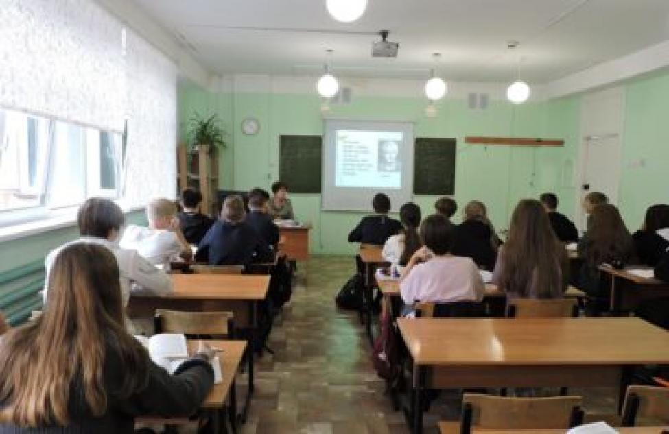 Более четверти школьников Новосибирской области останутся на дистанте с 14 февраля