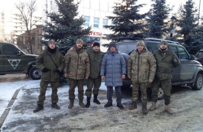 Глава Линево передал внедорожник защитникам Донбасса