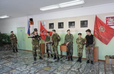 Военным навыкам обучали юных патриотов в Искитимском районе