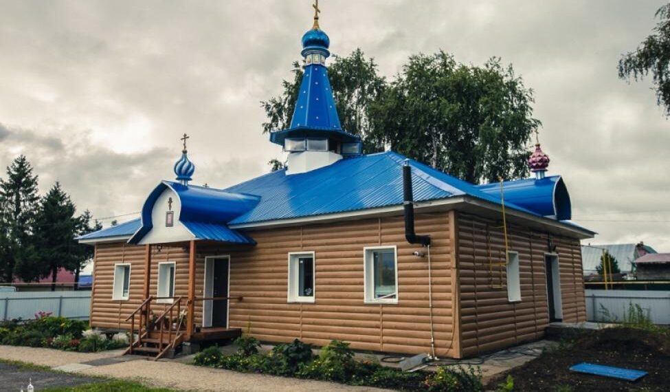 Храм Успения Пресвятой Богородицы в деревне Бердь. Фотография с с айта Искитимской епархии