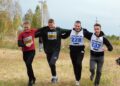 На Кроссе наций спортсмены, настоящие друзья. Фото Анны Зубаревой