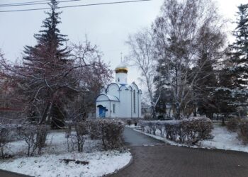 Храм в честь Владимирской иконы Божией Матери города Искитима. Фото Анны Зубаревой