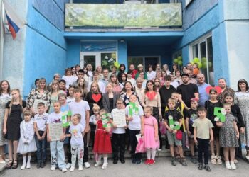 Фото группы депутатов по округу №12