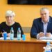 Председатель Совета депутатов Линево седьмого созыва Ольга Ковалева и и.о. главы поселка Леонид Фомичев. Фото Анны Зубаревой