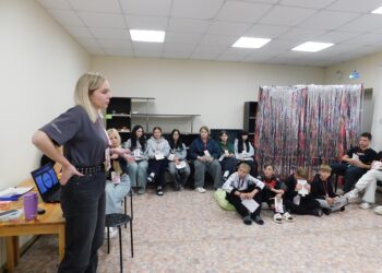 Разговор о зависимостях. Фото Анны Зубаревой