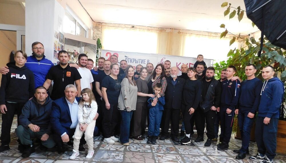 Наставник и  ученики. Фото Анны Зубаревой