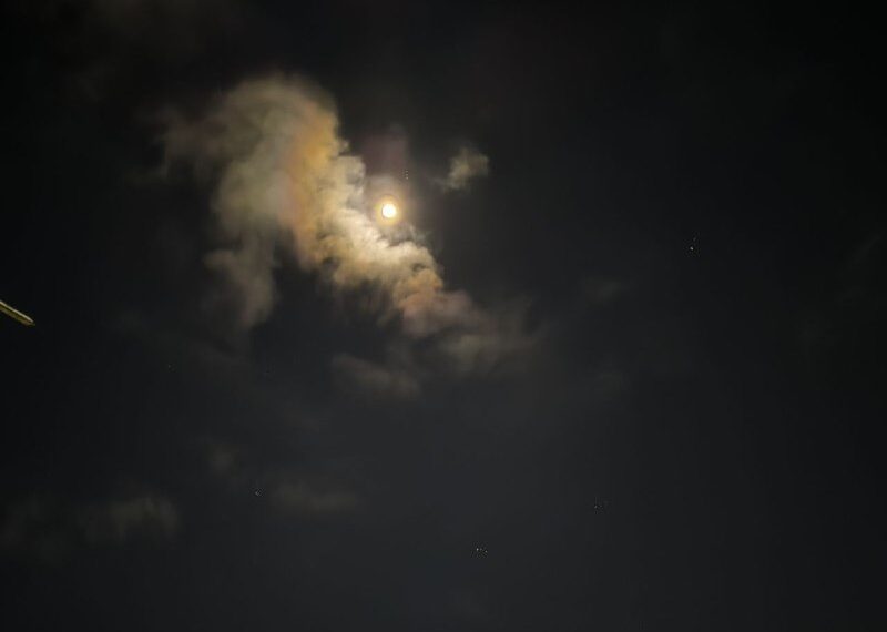 Луна в ночь на 6 декабря. Фото Анны Зубаревой