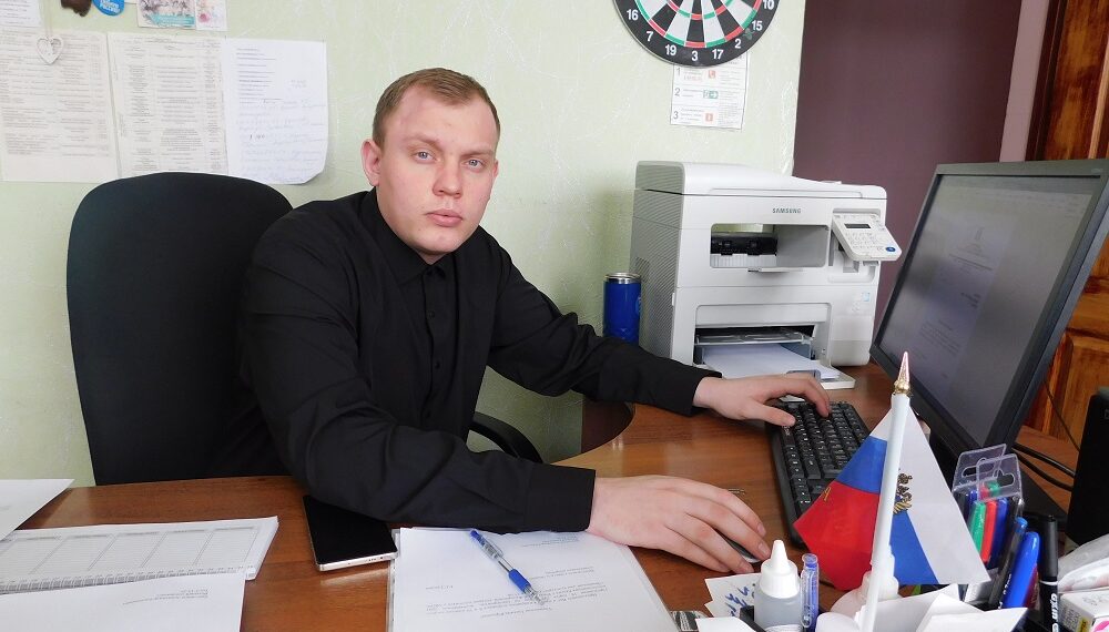 На рабочем месте. Фото Анны Зубаревой