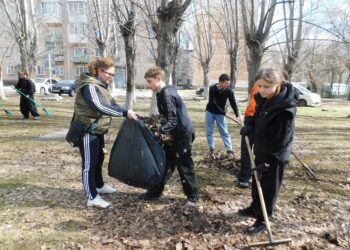 На ЭкоСубботнике. Фото Анны Зубаревой