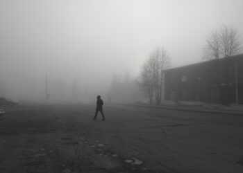 В воскресенье синоптики прогнозируют сильный туман. Фото из архива редакции