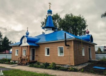 Храм Успения Пресвятой Богородицы в деревне Бердь. Фотография с сайта Искитимской епархии