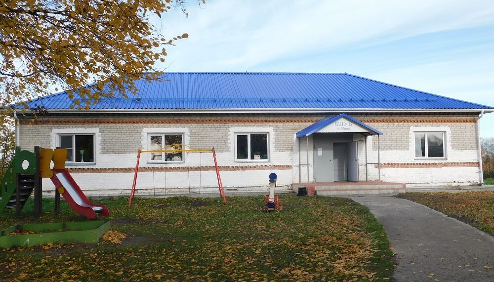 Клуб в поселке Маяк. Фото Анны Зубаревой